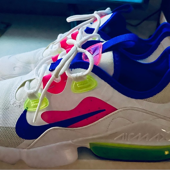 Nike Air Max - Picture 3 of 5